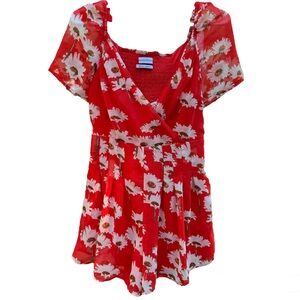 Urban Outfitters Lula Romper, Medium, Orange Red White Floral, Shorts V-neck GUC